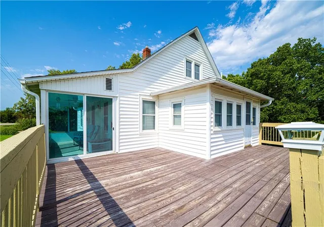 Photo 3 of Sale Pending at 19421 State Route K Hwy, Saint Joseph, MO 64505 | MLS# 2636275 | Listing updated on 2026-08-22