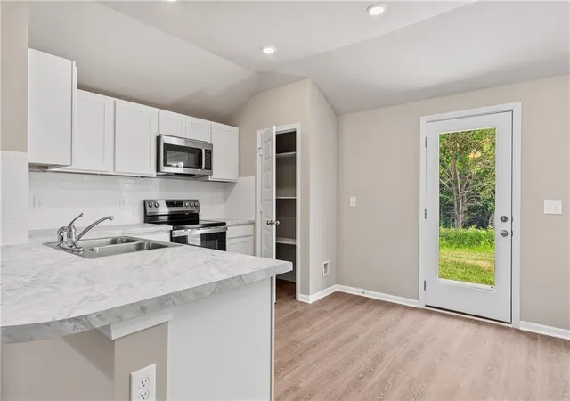 Photo 3 of Single family home for sale at 20279 W 195th Street, Spring Hill, KS 66083 | MLS# 2636283 | Listing updated on 2026-09-28