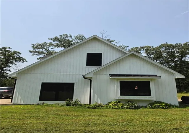 1st image of 21868 Rosewood Dr Rd, Versailles, MO 65084 | MLS# 2636303