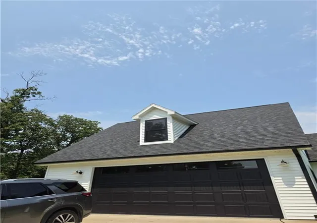 4th image of 21868 Rosewood Dr Rd, Versailles, MO 65084 | MLS# 2636303
