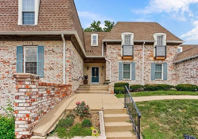 1st image of 5716 Metcalf Ct, Mission, KS 66202 | MLS# 2636304