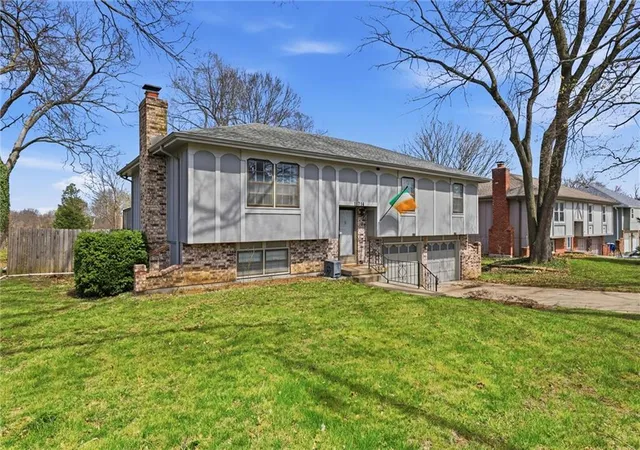 Photo 3 of Single family home for sale at 11714 W 61st Terrace, Shawnee, KS 66203 | MLS# 2636305 | Listing updated on 2026-10-06