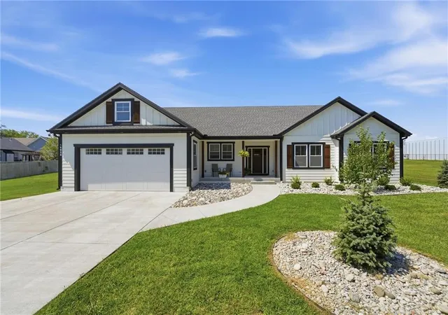 Photo 1 of Single family home for sale at 15928 E Cogan Ln, Independence, MO 64050 | MLS# 2636310 | Listing updated on 2026-10-02