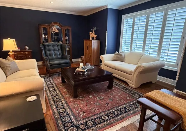 3rd image of 706 Neosho Ct, Parsons, KS 67357 | MLS# 2636321