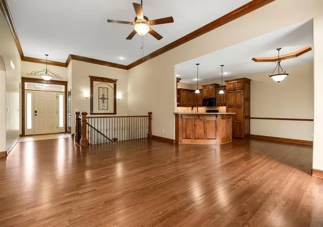 5th image of 2004 Ne 197 Ct, Smithville, MO 64089 | MLS# 2636324