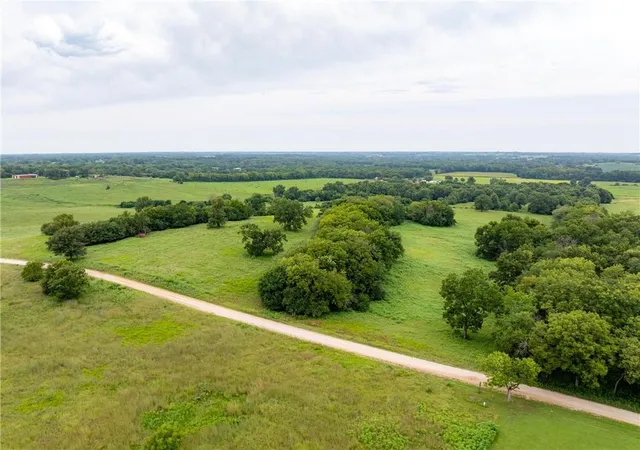 4th image of East 351St St, Creighton, MO 64739 | MLS# 2636329