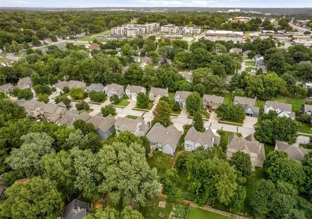 42nd image of 7326 Charles St, Shawnee, KS 66216 | MLS# 2636332