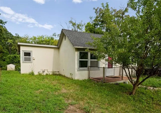 4th image of 103 Ash St, Excelsior Springs, MO 64024 | MLS# 2636337
