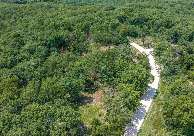 5th image of 28186 Brushy Chapel Ave, Lincoln, MO 65338 | MLS# 2636339