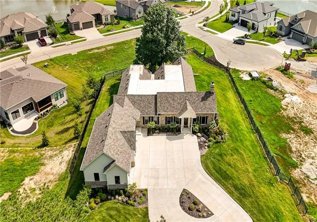 60th image of 12811 W 71st St, Shawnee, KS 66216 | MLS# 2636346
