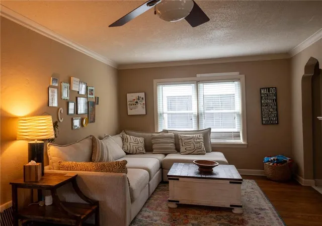 Photo 3 of Sale Pending at 7551 Grand Ave, Kansas City, MO 64114 | MLS# 2636369 | Listing updated on 2026-08-26