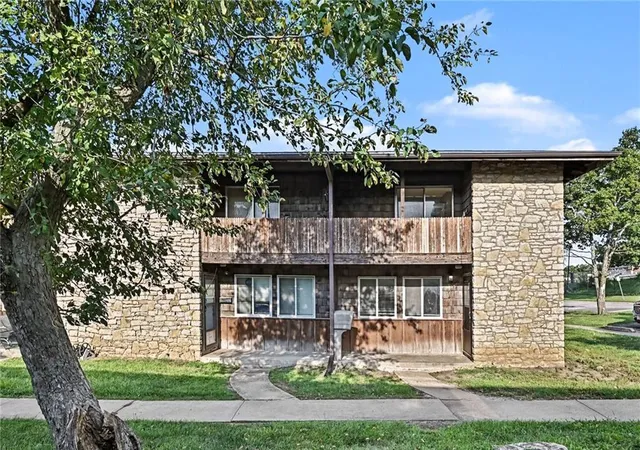 1st image of 1225 N 77th Ter, Kansas City, KS 66112 | MLS# 2636376