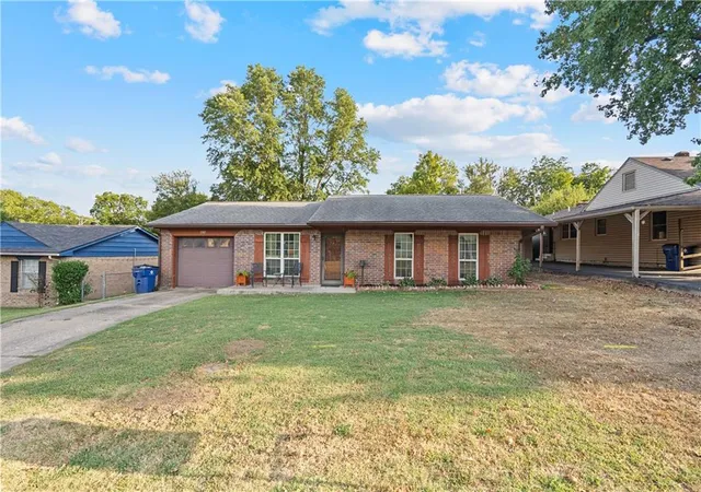 3rd image of 1307 W 1St St, Coffeyville, KS 67337 | MLS# 2636377
