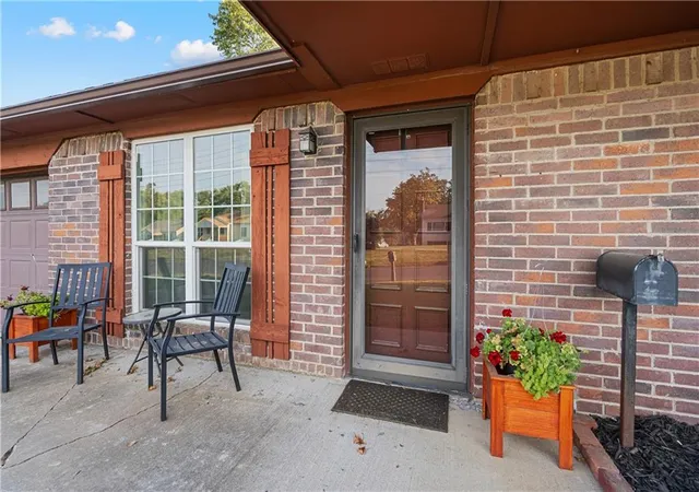 5th image of 1307 W 1St St, Coffeyville, KS 67337 | MLS# 2636377