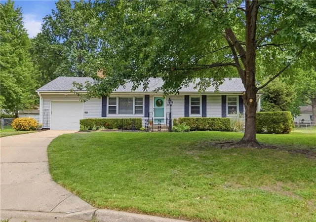 1st image of 5515 Roeland Dr, Roeland Park, KS 66205 | MLS# 2636380