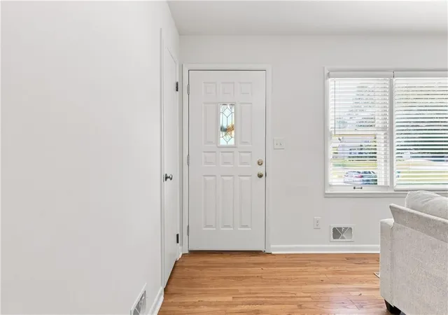 5th image of 5515 Roeland Dr, Roeland Park, KS 66205 | MLS# 2636380