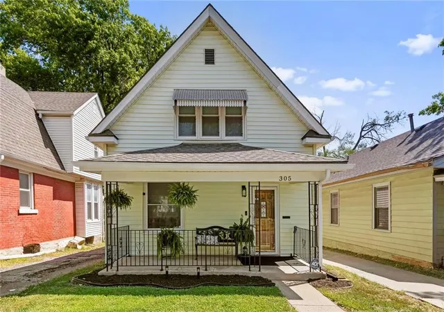 Photo 2 of Single family home for sale at 305 N 14th Street, Kansas City, KS 66102 | MLS# 2636381 | Listing updated on 2026-09-17