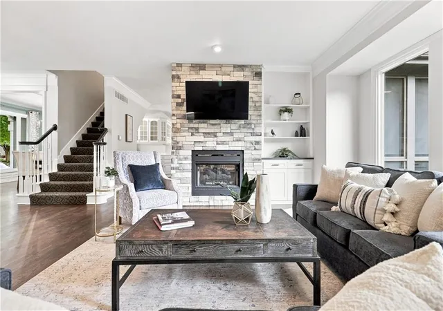 Photo 4 of Sale Pending at 14702 England St, Overland Park, KS 66221 | MLS# 2636389 | Listing updated on 2026-09-27