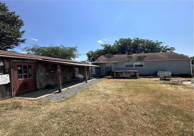 12th image of 1214 W 5th St, Coffeyville, KS 67337 | MLS# 2636394