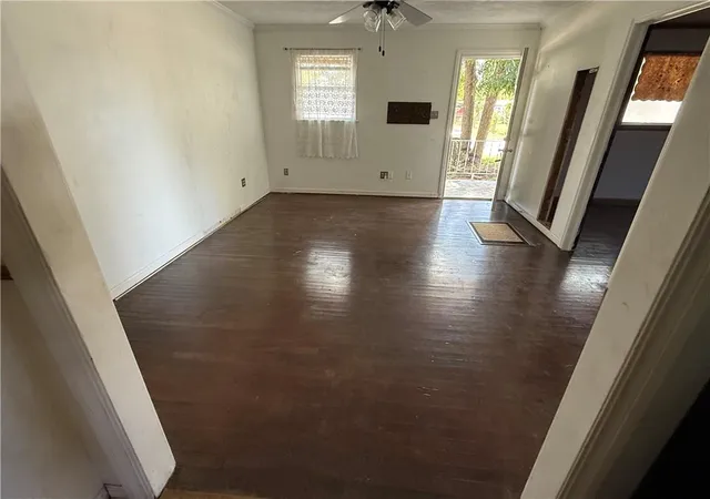 Photo 3 of Single family home for sale at 1914 W 5th Street, Coffeyville, KS 67337 | MLS# 2636394 | Listing updated on 2026-09-30
