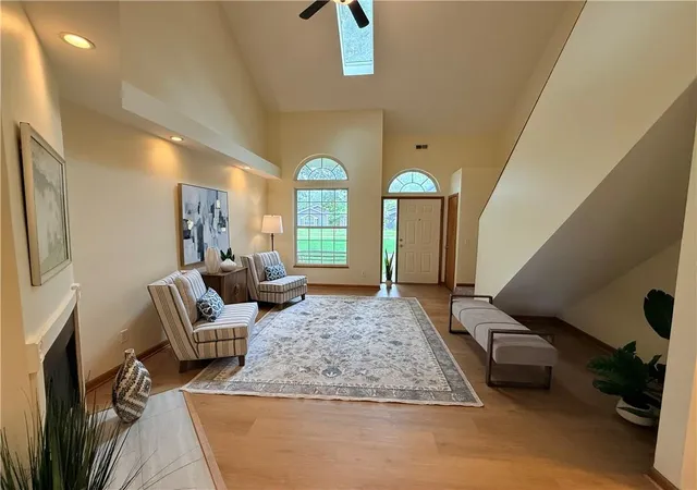 5th image of 222 N 8th Court, Lawrence, KS 66044 | MLS# 2636395