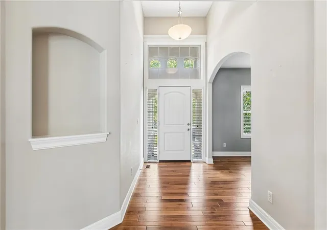 Photo 3 of Single family home for sale at 1052 N Stonecrest Rd, Olathe, KS 66061 | MLS# 2636403 | Listing updated on 2026-10-20