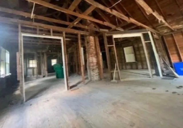 3rd image of 4516 State Line Rd, Kansas City, KS 66103 | MLS# 2636404
