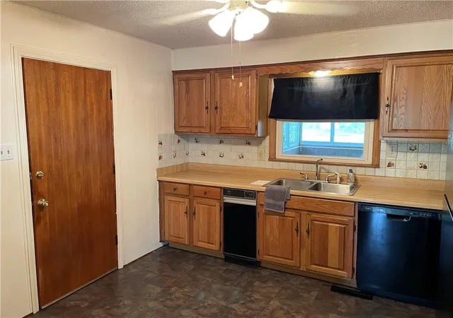 Photo 3 of Single family home for sale at 12102 E 47th Terrace, Independence, MO 64055 | MLS# 2636411 | Listing updated on 2026-08-19