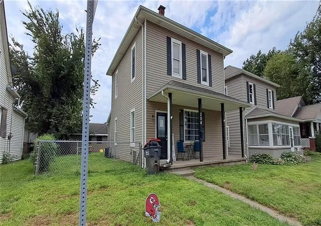 1st image of 304 Alabama St, Saint Joseph, MO 64504 | MLS# 2636418