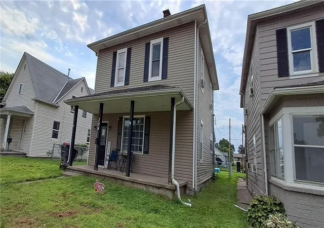 2nd image of 304 Alabama St, Saint Joseph, MO 64504 | MLS# 2636418