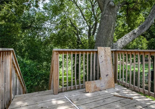Photo 4 of Single family home for sale at 3013 Parkwood Blvd, Kansas City, KS 66104 | MLS# 2636420 | Listing updated on 2026-10-07