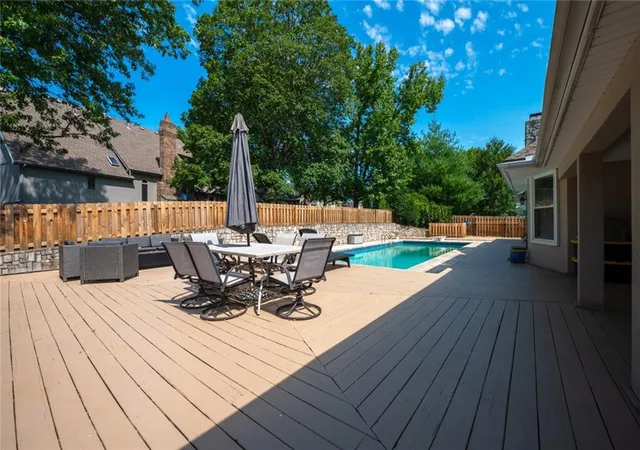 Photo 3 of Single family home for sale at 7000 N Agnes St, Kansas City, MO 64119 | MLS# 2636421 | Listing updated on 2026-09-01