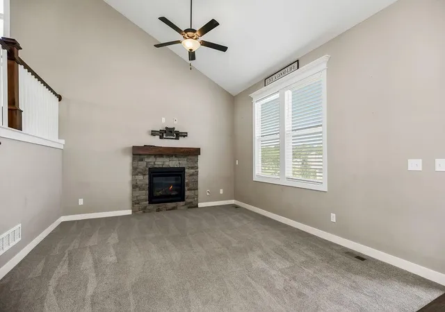 3rd image of 1524 N 156Th St, Basehor, KS 66007 | MLS# 2636446