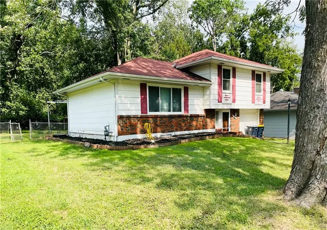 Photo 3 of Single family home for sale at 11703 Belmont Ave, Kansas City, MO 64134 | MLS# 2636455 | Listing updated on 2026-08-15