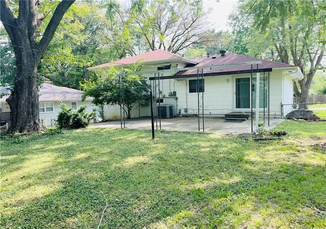 Photo 4 of Single family home for sale at 11703 Belmont Ave, Kansas City, MO 64134 | MLS# 2636455 | Listing updated on 2026-08-15