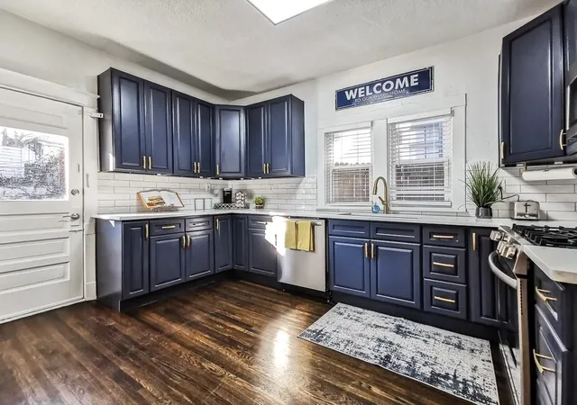 Photo 2 of Single family home for sale at 4548 Mercier St, Kansas City, MO 64111 | MLS# 2636461 | Listing updated on 2026-08-31