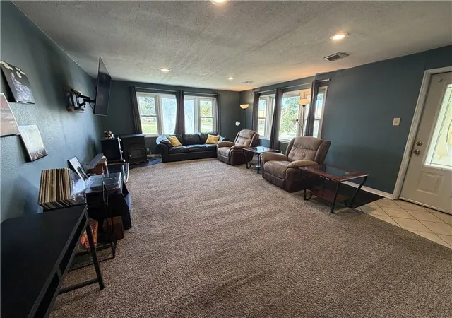 Photo 4 of Sale Pending at 1102 S Homer St, Pittsburg, KS 66762 | MLS# 2636471 | Listing updated on 2026-08-31