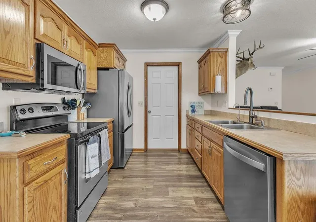 4th image of 411 E 6Th St, Cameron, MO 64429 | MLS# 2636479