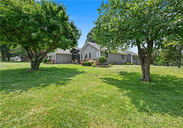 1st image of 19960 Briar St, Stilwell, KS 66085 | MLS# 2636490