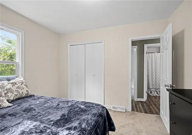 19th image of 400 Austin St, Saint Joseph, MO 64505 | MLS# 2636491