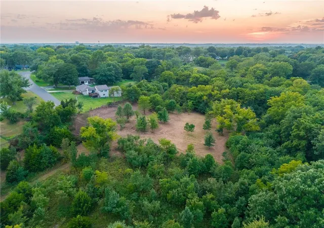 Photo 2 of Land for sale at Nw Sage Ave, Kansas City, MO 64152 | MLS# 2636492 | Listing updated on 2026-09-08