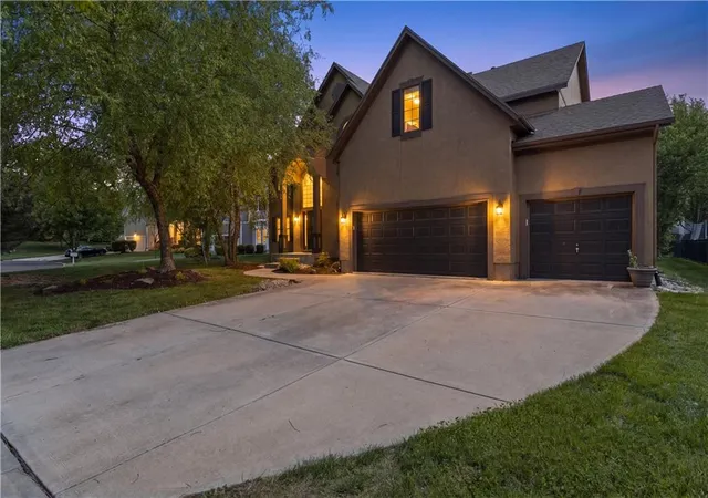 Photo 2 of Single family home for sale at 9233 W 143rd Terrace, Overland Park, KS 66221 | MLS# 2636494 | Listing updated on 2026-10-01