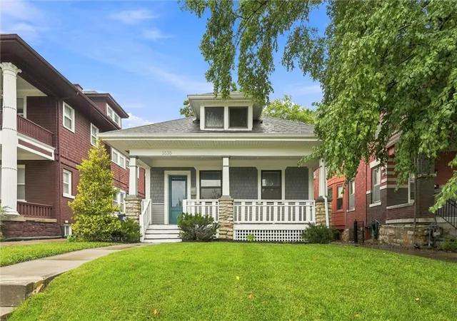 1st image of 3535 Jefferson St, Kansas City, MO 64111 | MLS# 2636495