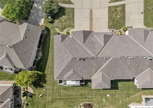 Photo 43 of Townhouse for sale at 9613 N Locust Dr, Kansas City, MO 64155 | MLS# 2636519 | Listing updated on 2026-09-29