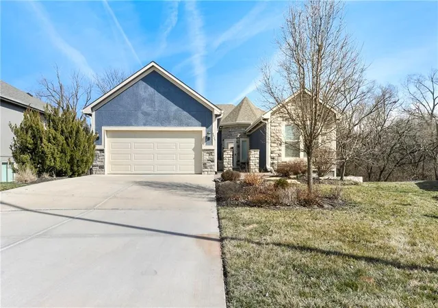 1st image of 4925 Tallgrass St, Leavenworth, KS 66048 | MLS# 2636520