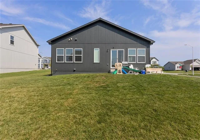 27th image of 10600 N Jefferson St, Kansas City, MO 64155 | MLS# 2636534