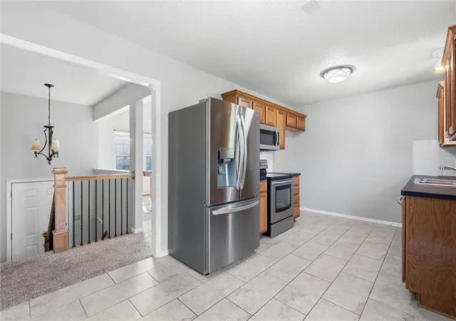 Photo 3 of Sale Pending at 11324 N Central St, Kansas City, MO 64155 | MLS# 2636535 | Listing updated on 2026-09-01