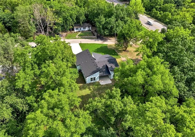 50th image of 5705 Tauromee Ave, Kansas City, KS 66102 | MLS# 2636542