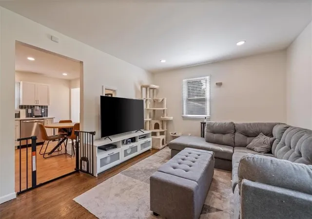 Photo 2 of Single family home for sale at 5709 E 107th Terrace, Kansas City, MO 64137 | MLS# 2636560 | Listing updated on 2026-08-31