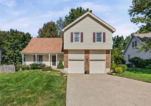Photo 1 of Single family home for sale at 16218 W 143rd Terrace, Olathe, KS 66062 | MLS# 2636565 | Listing updated on 2026-10-08